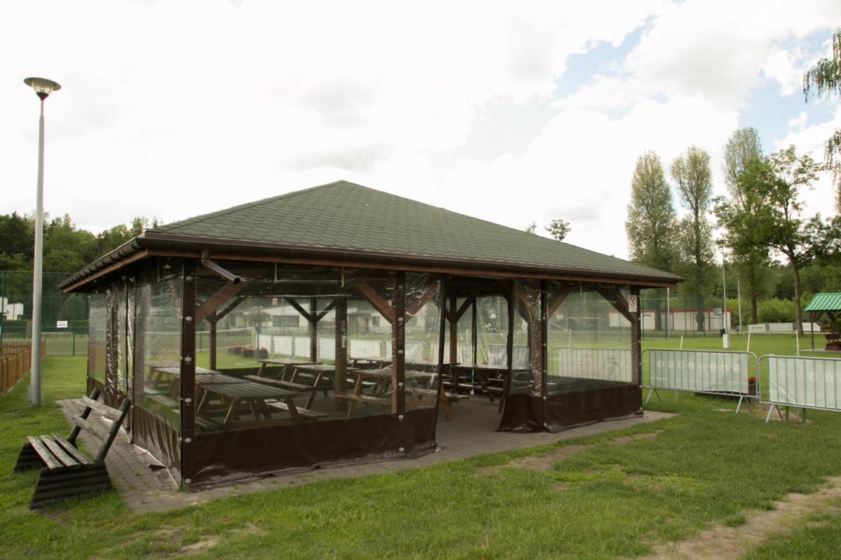 Camping Oaza Blonie Kornik Domki Standard Plus - 3 Pokoje 外观 照片
