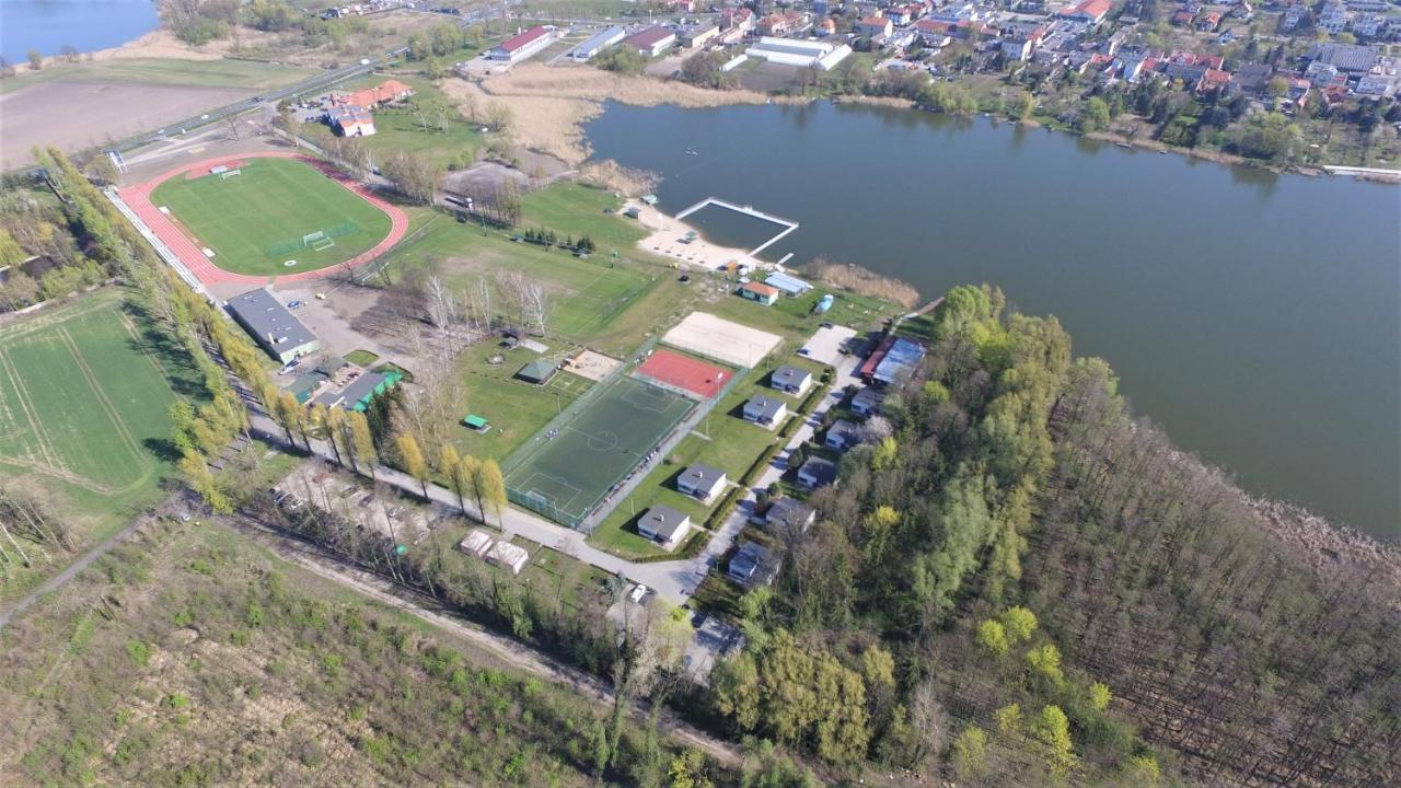 Camping Oaza Blonie Kornik Domki Standard Plus - 3 Pokoje 外观 照片