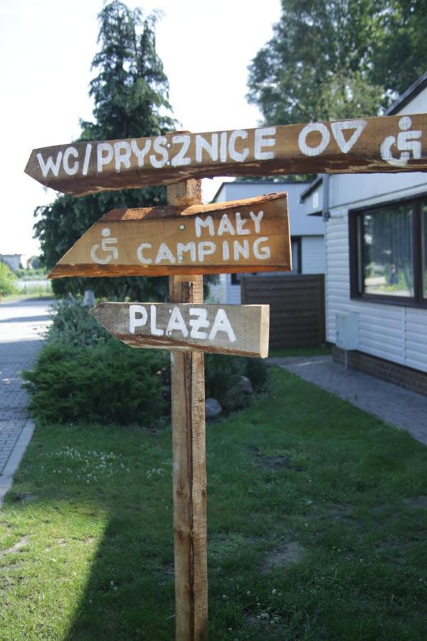 Camping Oaza Blonie Kornik Domki Standard Plus - 3 Pokoje 外观 照片